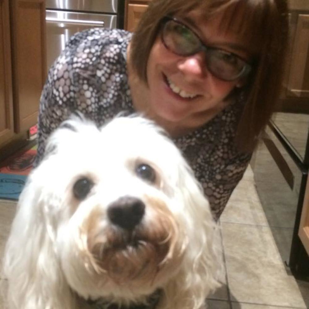 Meet your Posher, Flo